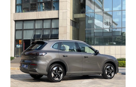 Geely Galaxy E5, 2025 (7), модель 2026 года